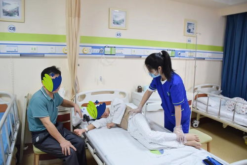 暨南大學崇愛醫院舉辦“認識物理治療，專注精準康復”慶祝活動暨先進康復設備展示